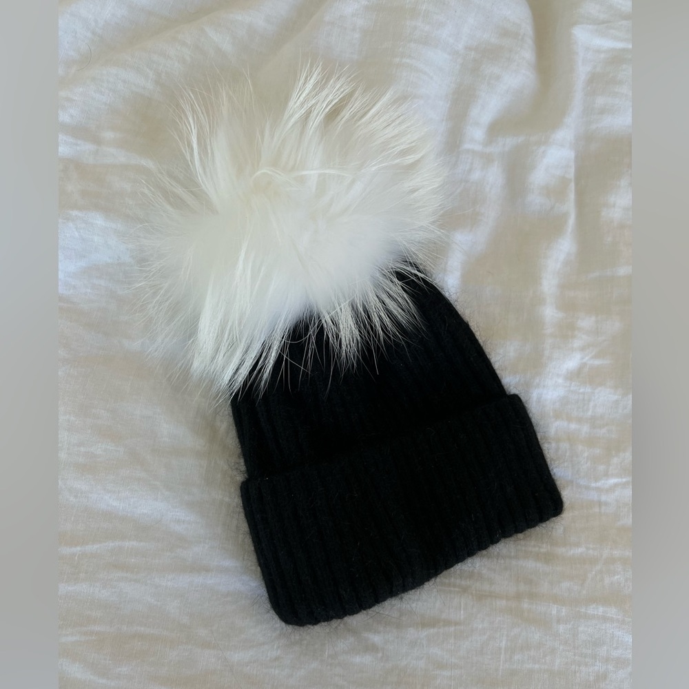 Linda Richards winter hat - New